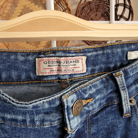 Guess 1981 Skinny Acid wash jean - Picture 3 of 6